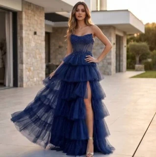 Luxusní plesové šaty Royal Dream s nadýchanou sukní na maturitní ples, modré